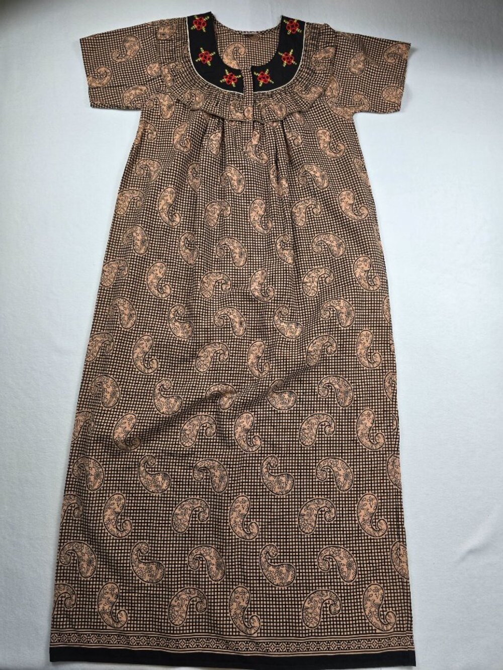 Vintage Vikas Nighties XL Maxi House Dress Paisley Embroidered Floral Yoke
